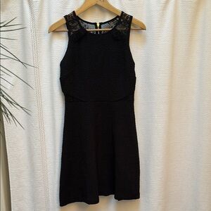 Kensie Black Sleeveless Halter Mini Dress